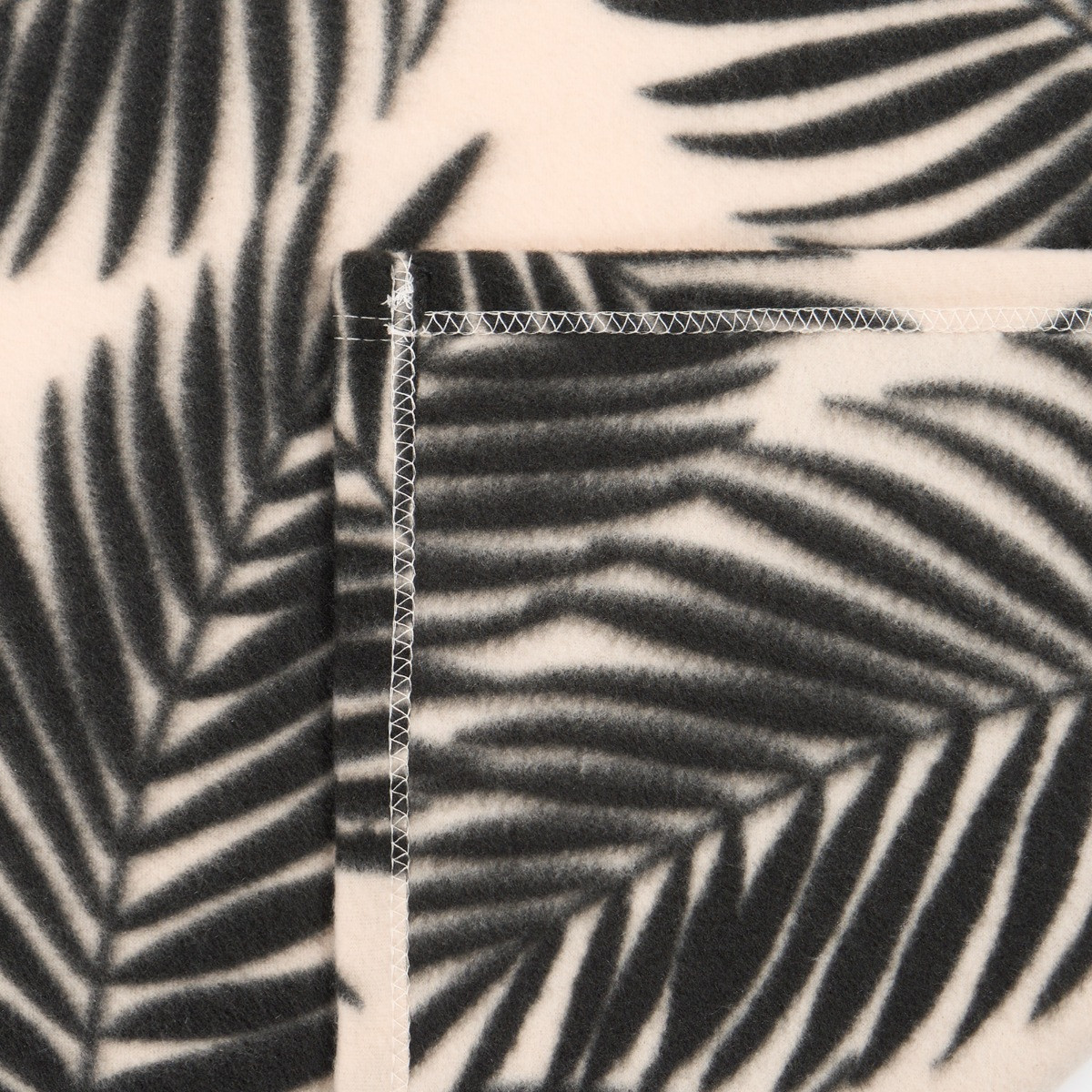 OHS Palm Leaf Print Fleece Throw - Natural>