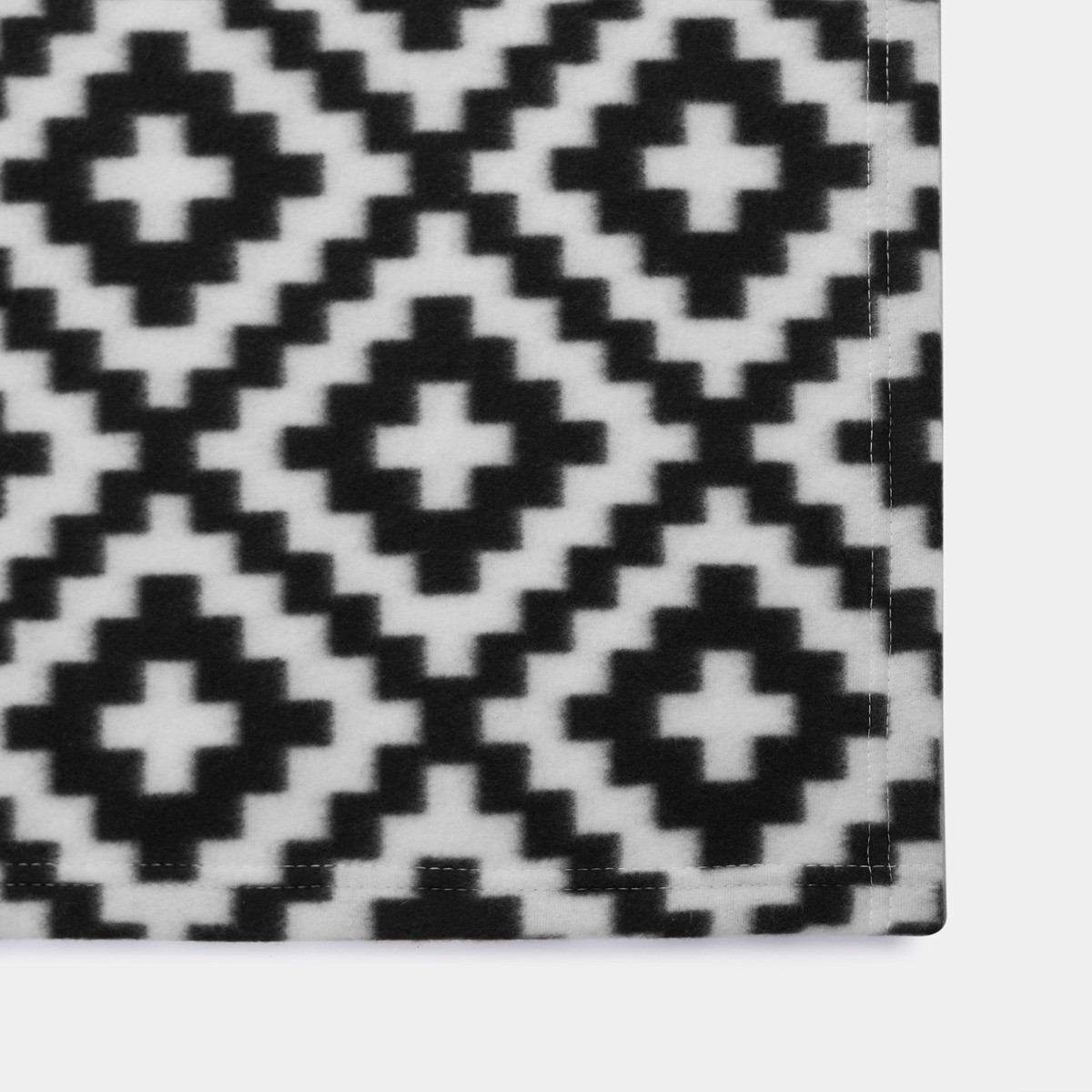 OHS Geometric Tile Print Fleece Throw - Monochrome>