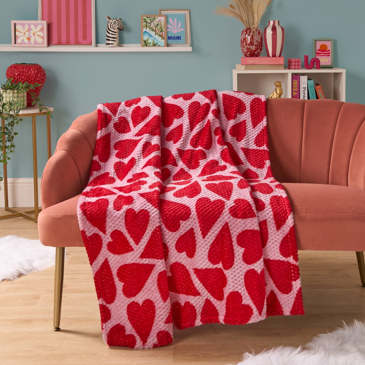 OHS Waffle Fleece Heart Print Throw - Pink/Red>