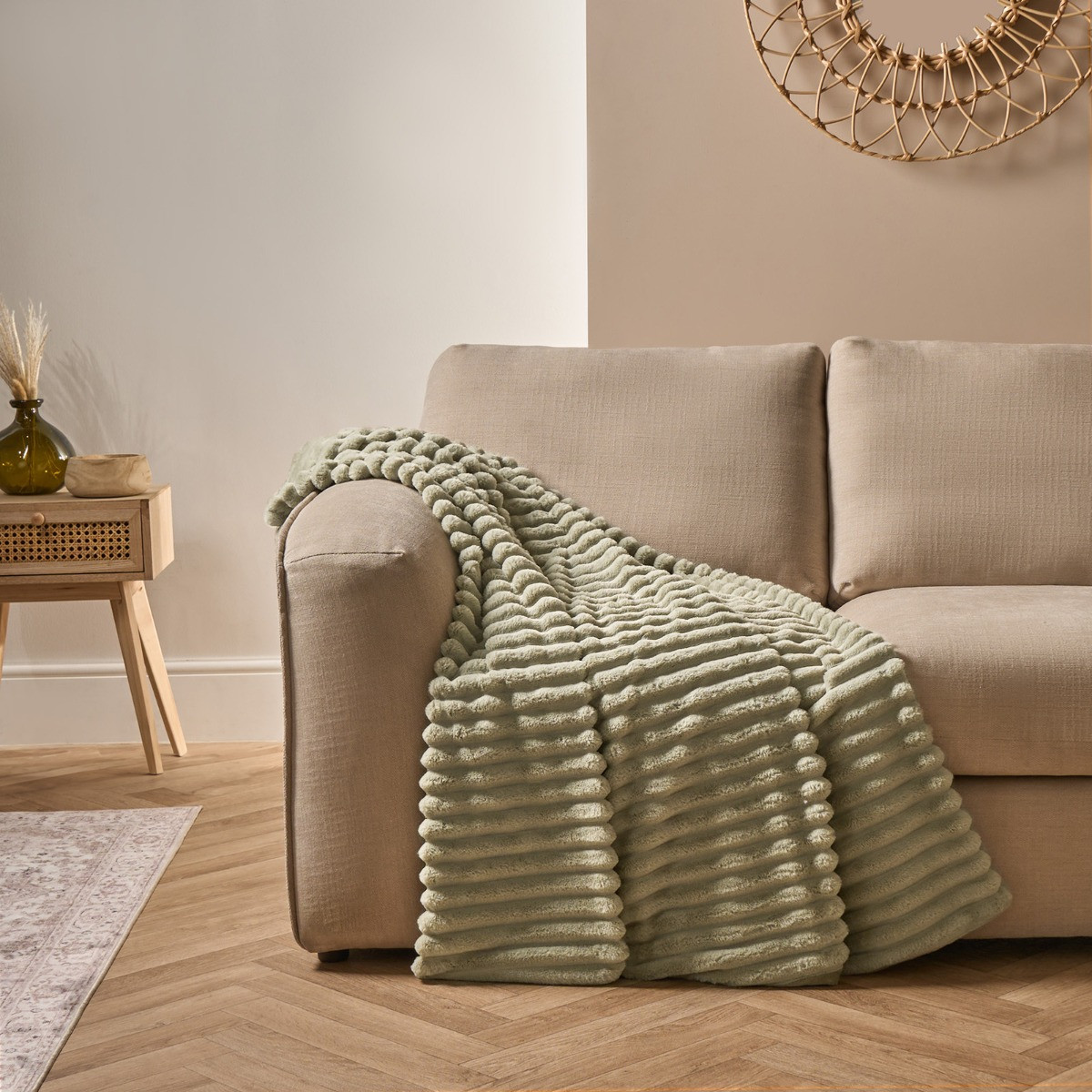 OHS Faux Fur Thick Ribbed Throw - Sage>