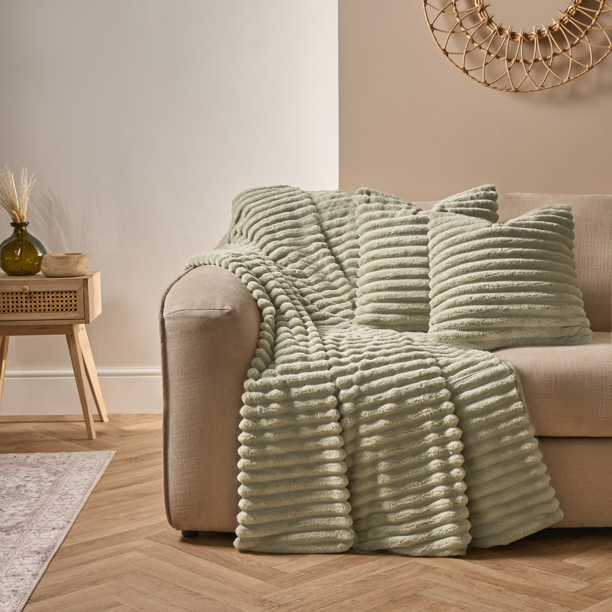 OHS Faux Fur Thick Ribbed Throw - Sage>