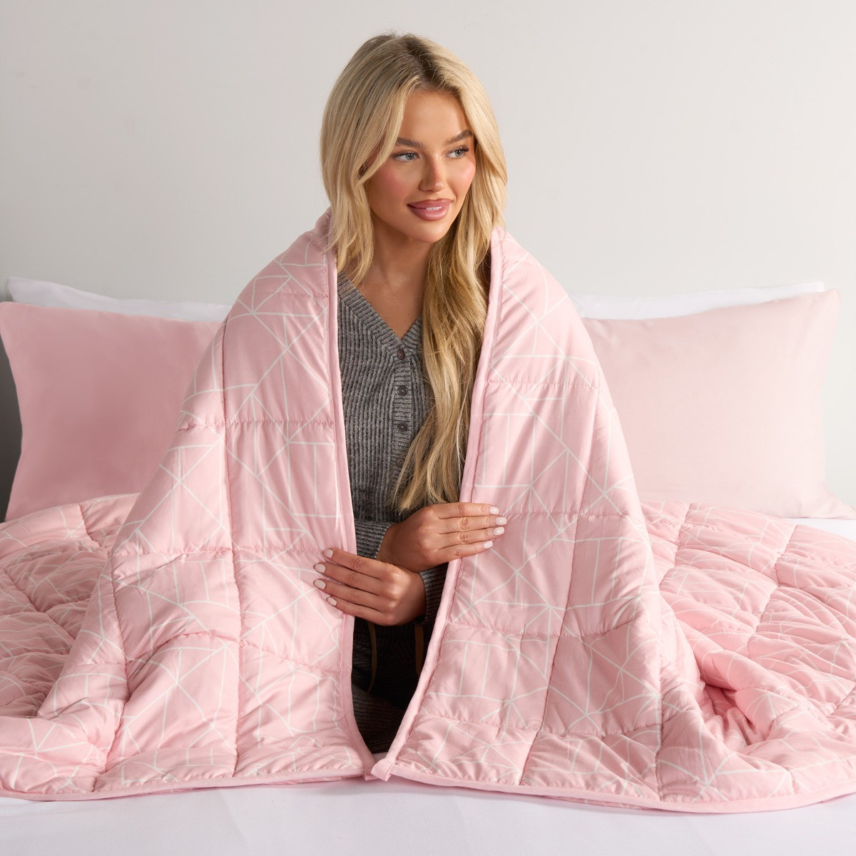 OHS Geometric Printed Weighted Blanket, Blush- 8KG>