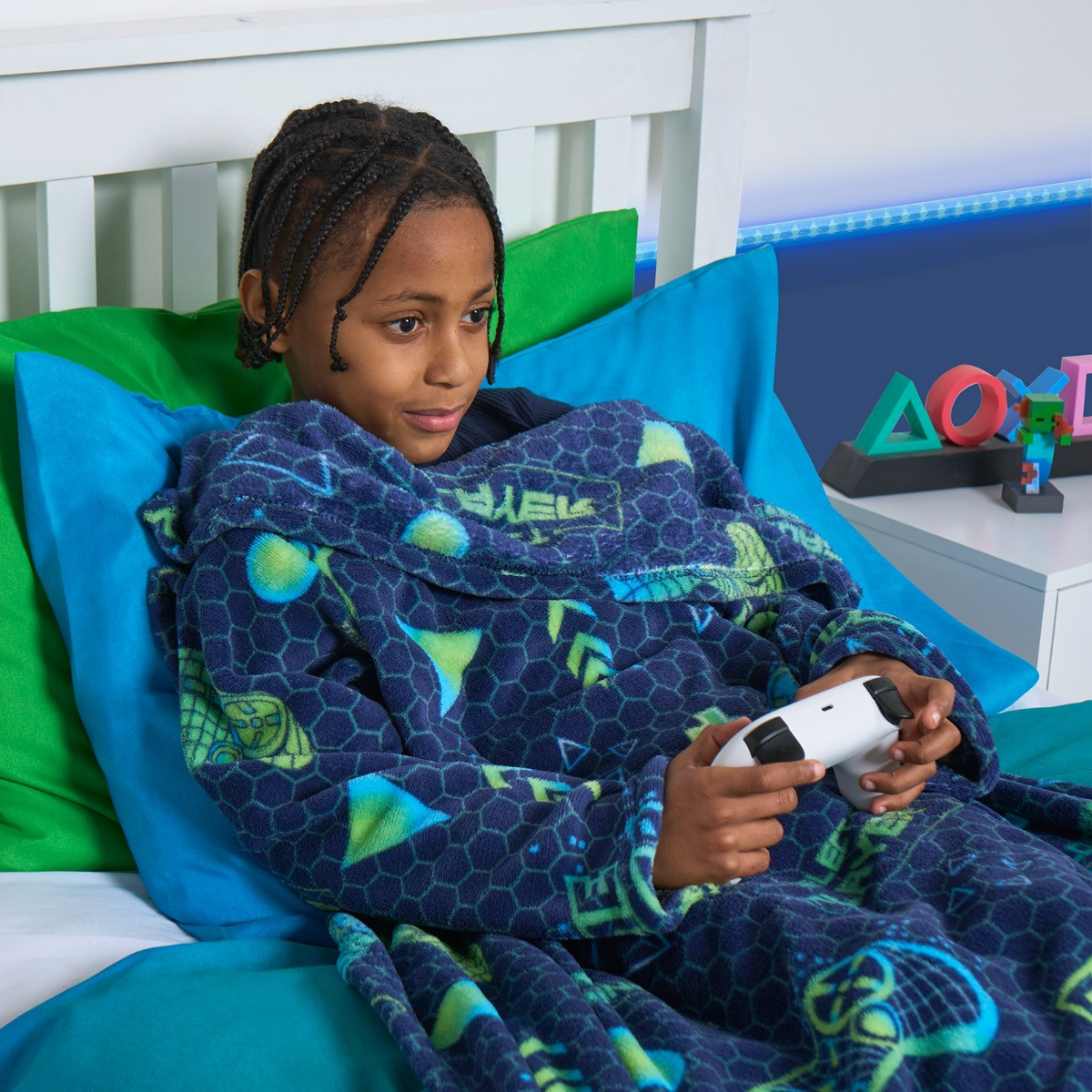 OHS Kids Gaming Printed Wearable Blanket, Honeycomb - Multi>