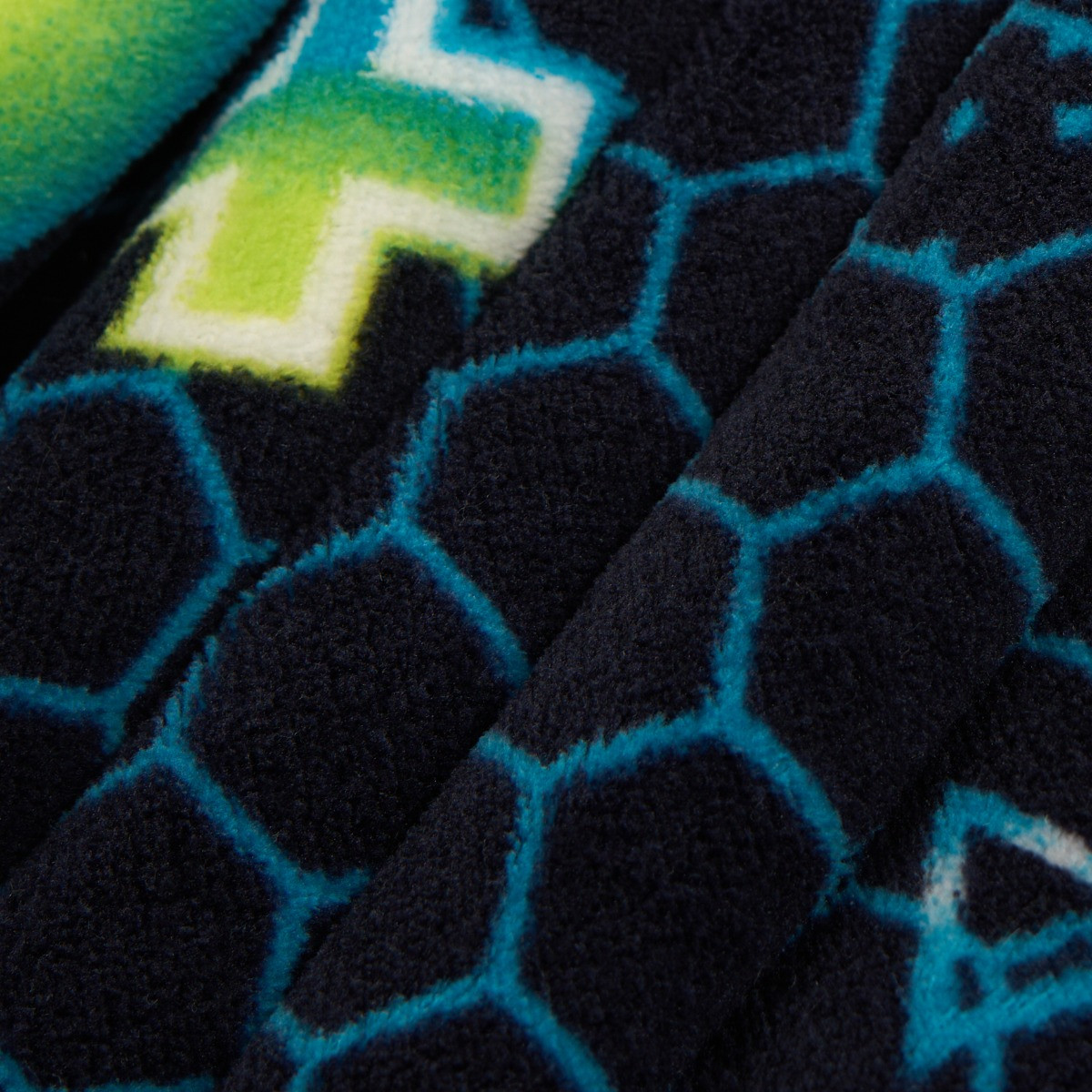 OHS Kids Gaming Printed Throw - Green/Blue>