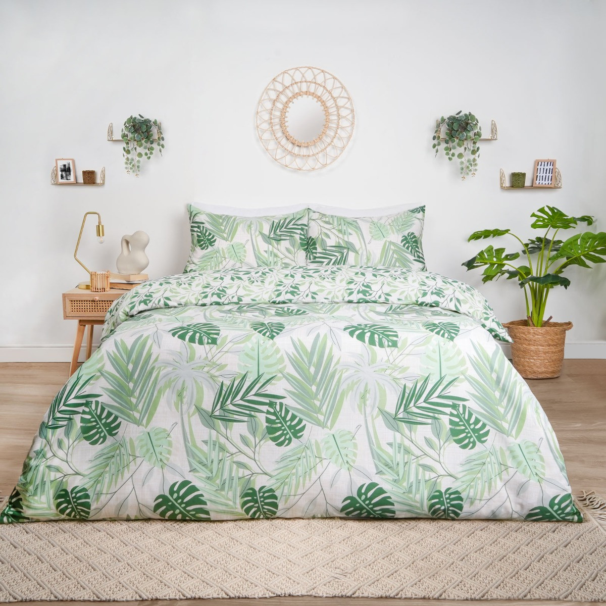 Dreamscene Tropical Print Duvet Set, Sage - Single>