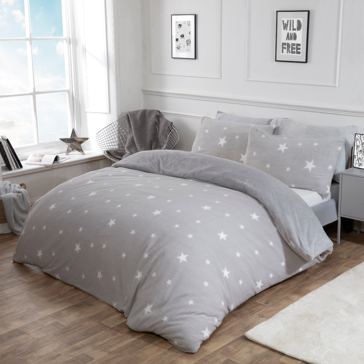 Dreamscene Star Teddy Fleece Duvet Cover Set, Grey - King>