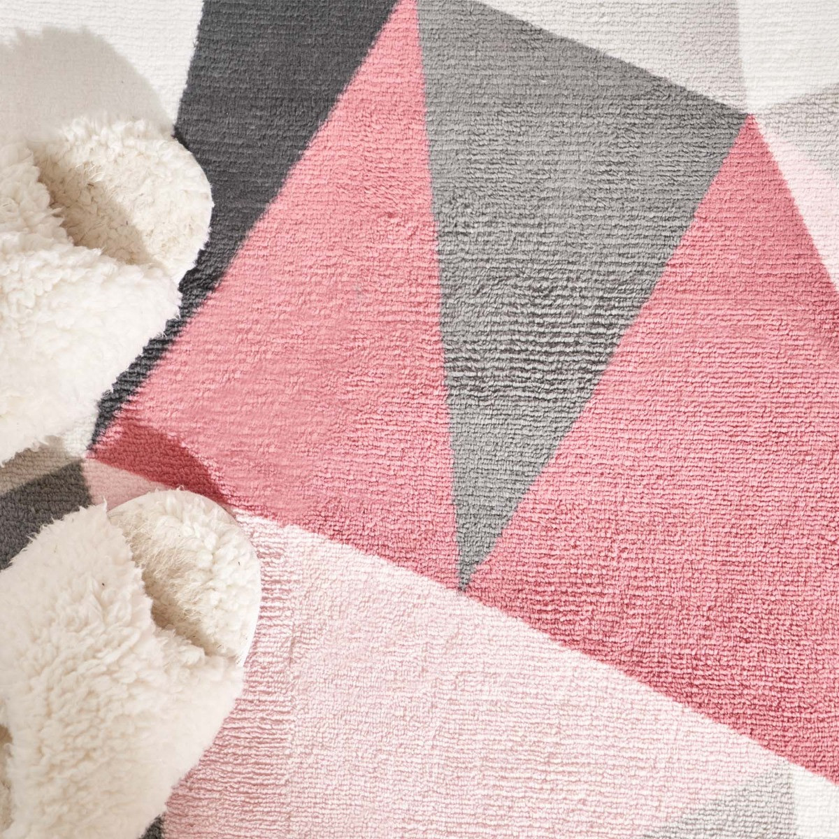 Dreamscene Shapes Geometric Rug, Blush - 80 x 150cm>