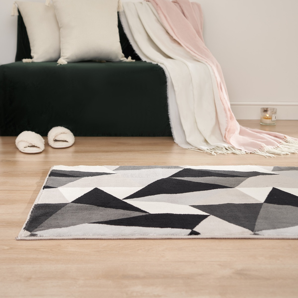 Dreamscene Shapes Geometric Rug, Grey - 80 x 150cm>