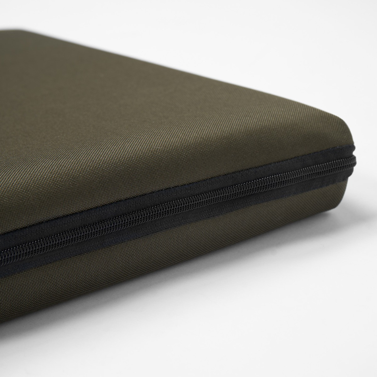 OHS 3-Seater Foam Bench Pad with Zip Waterproof Cover - Olive>