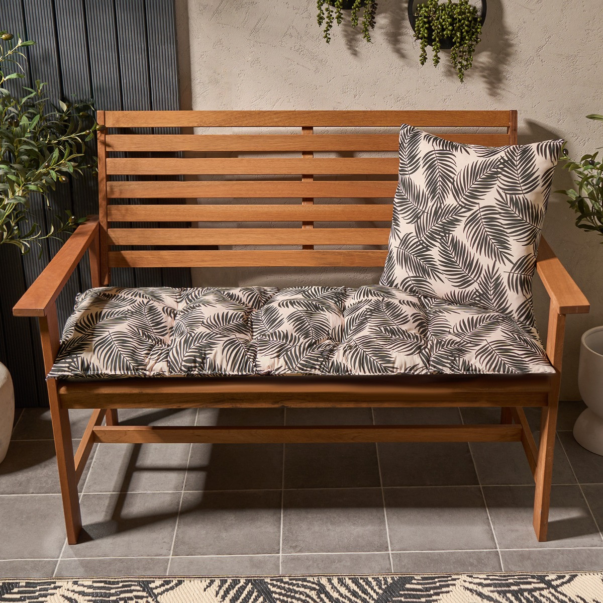 OHS Indoor/Outdoor Leaf Print Cushion Covers - Monochrome>