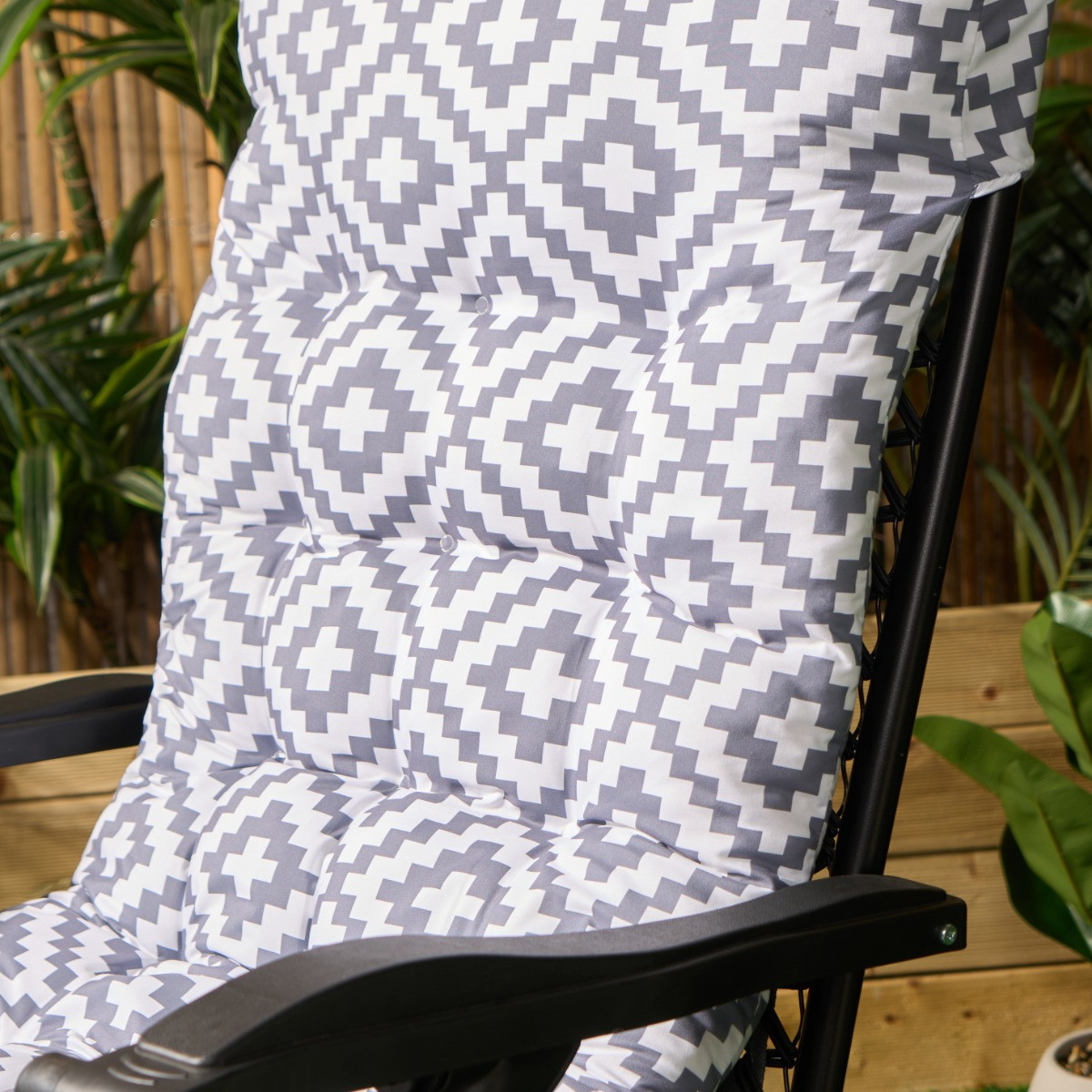 OHS Gravity Chair Geometric Cushion - Grey  >