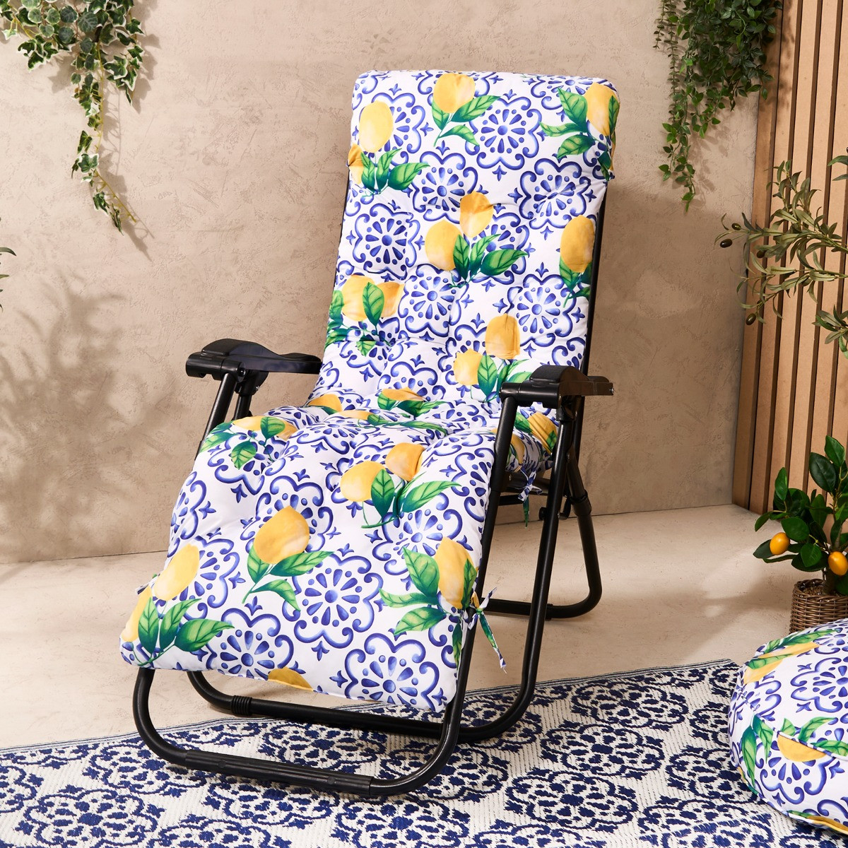 OHS Gravity Chair Lemon Print Cushion - Blue/Yellow>