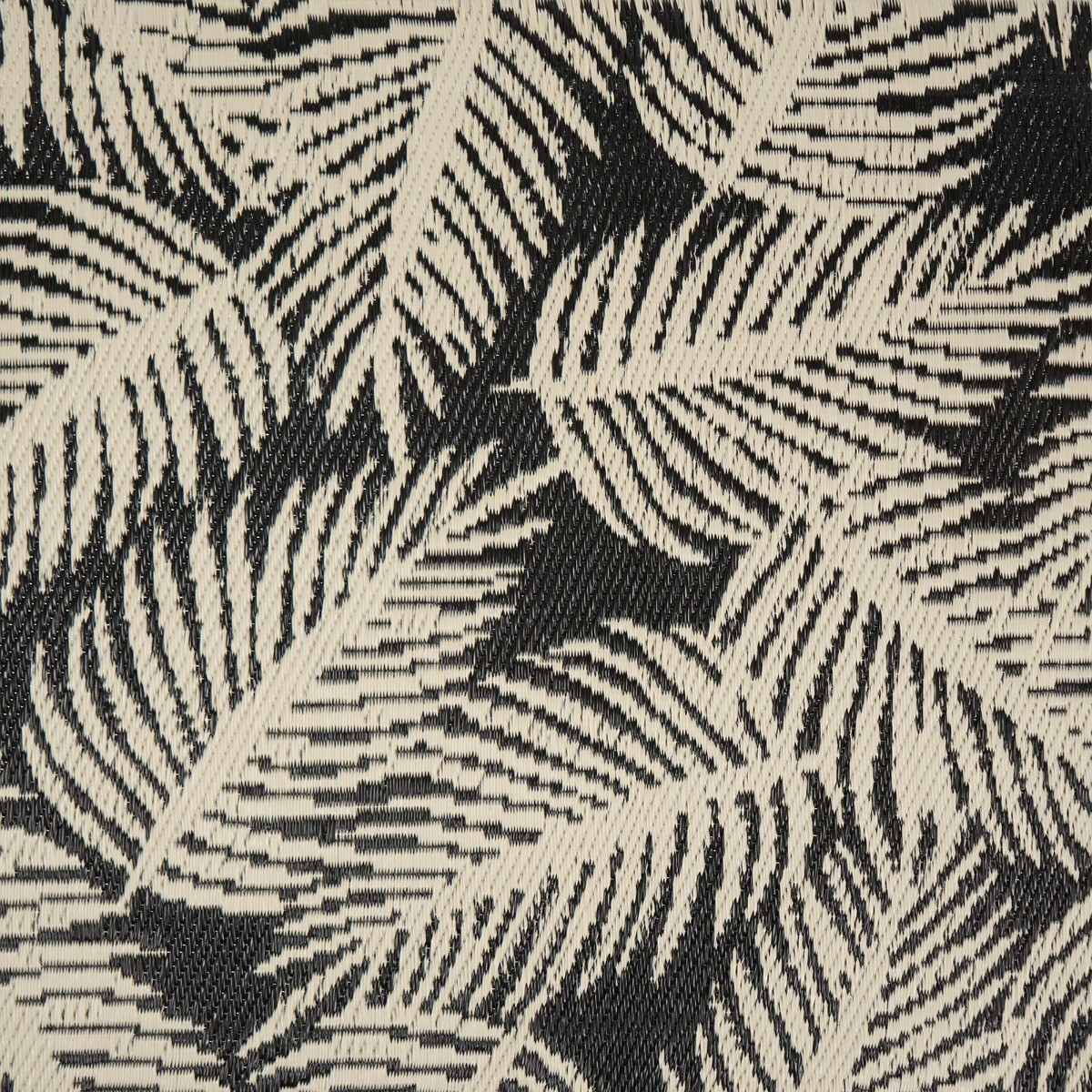 OHS Outdoor Leaf Print Rug - Monochrome>