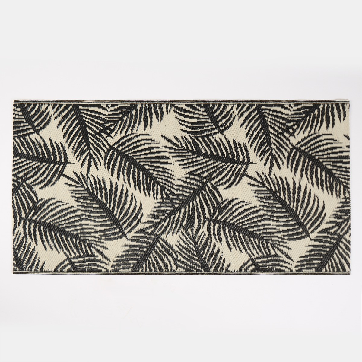 OHS Outdoor Leaf Print Rug - Monochrome>