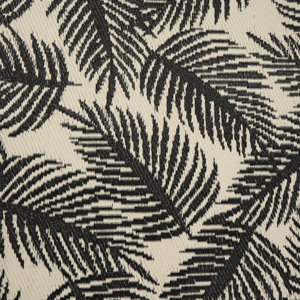 OHS Outdoor Leaf Print Rug - Monochrome>