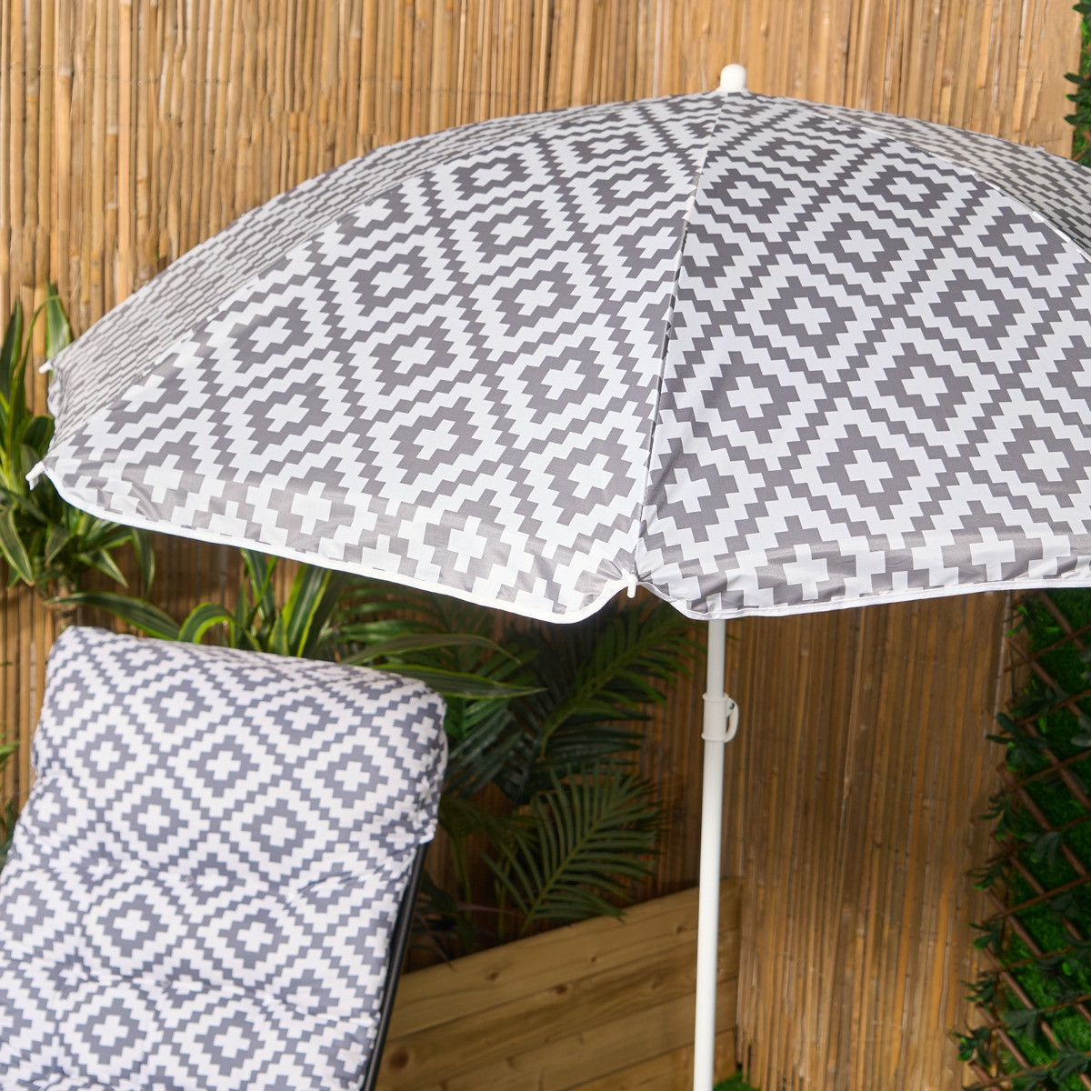 OHS Geometric Print Outdoor Parasol - Grey >