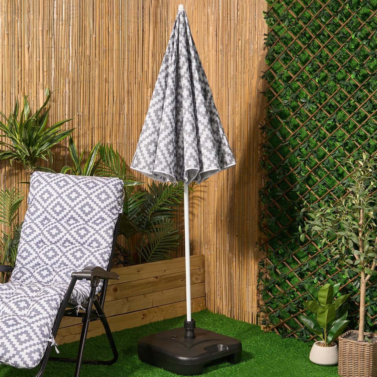 OHS Geometric Print Outdoor Parasol - Grey >