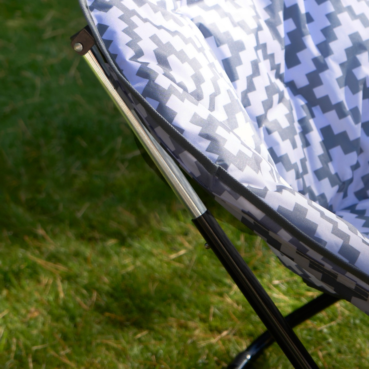 OHS Foldable Geometric Print Moon Camping Chair - Grey>