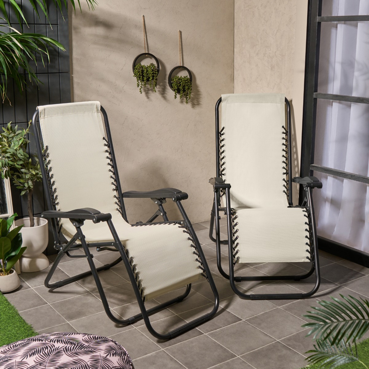 OHS 2 Pack Zero Gravity Sun Lounging Garden Chairs - Cream >