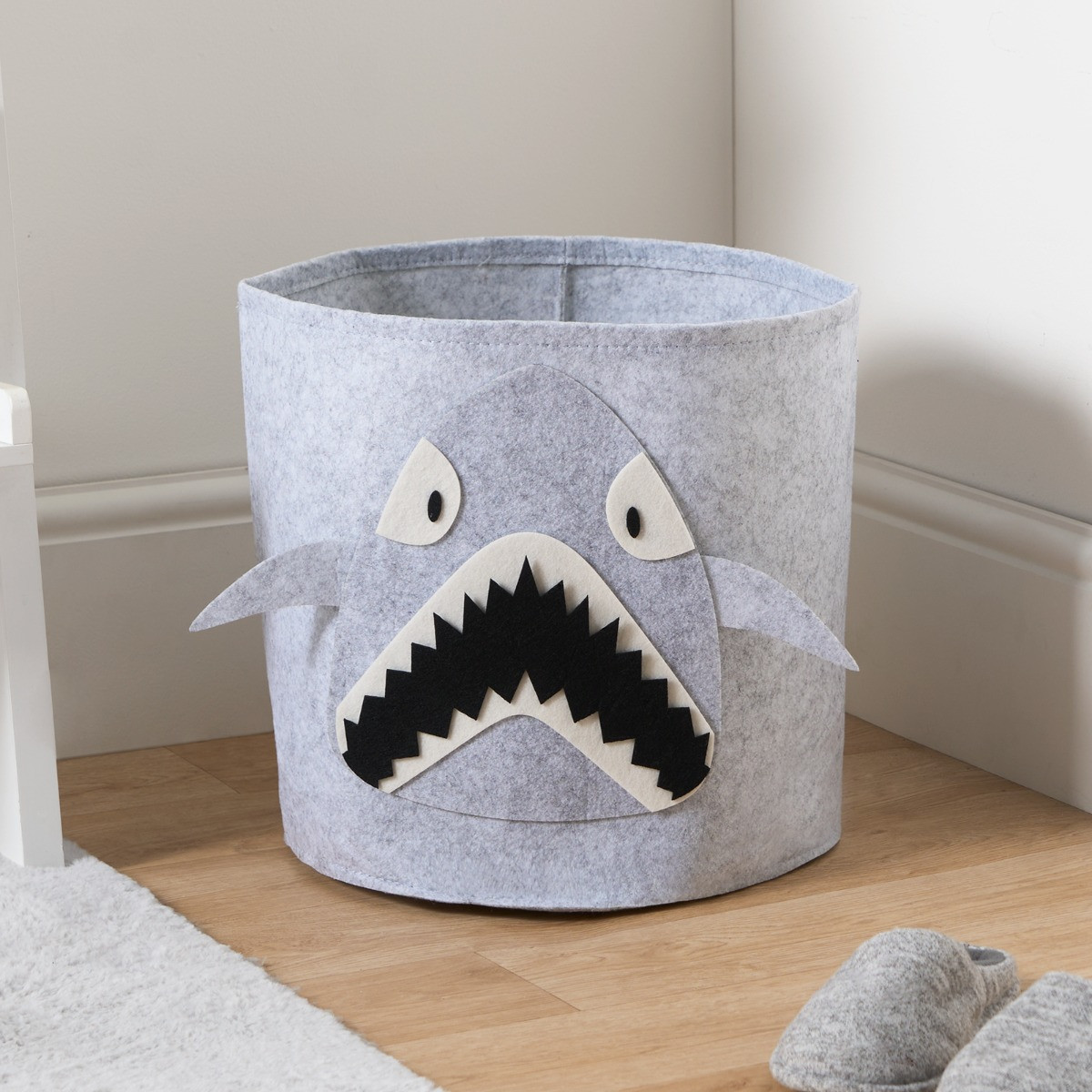 OHS Shark Felt Storage Basket - Grey>