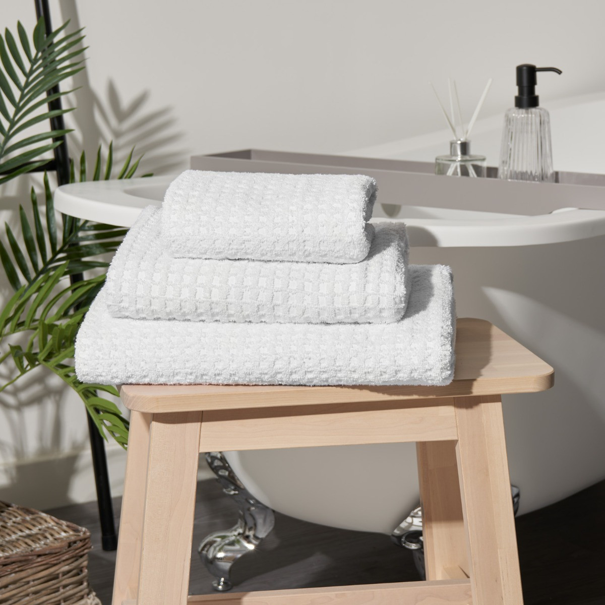 Highams 100% Cotton Waffle Hand Towel, White - 1 Piece>