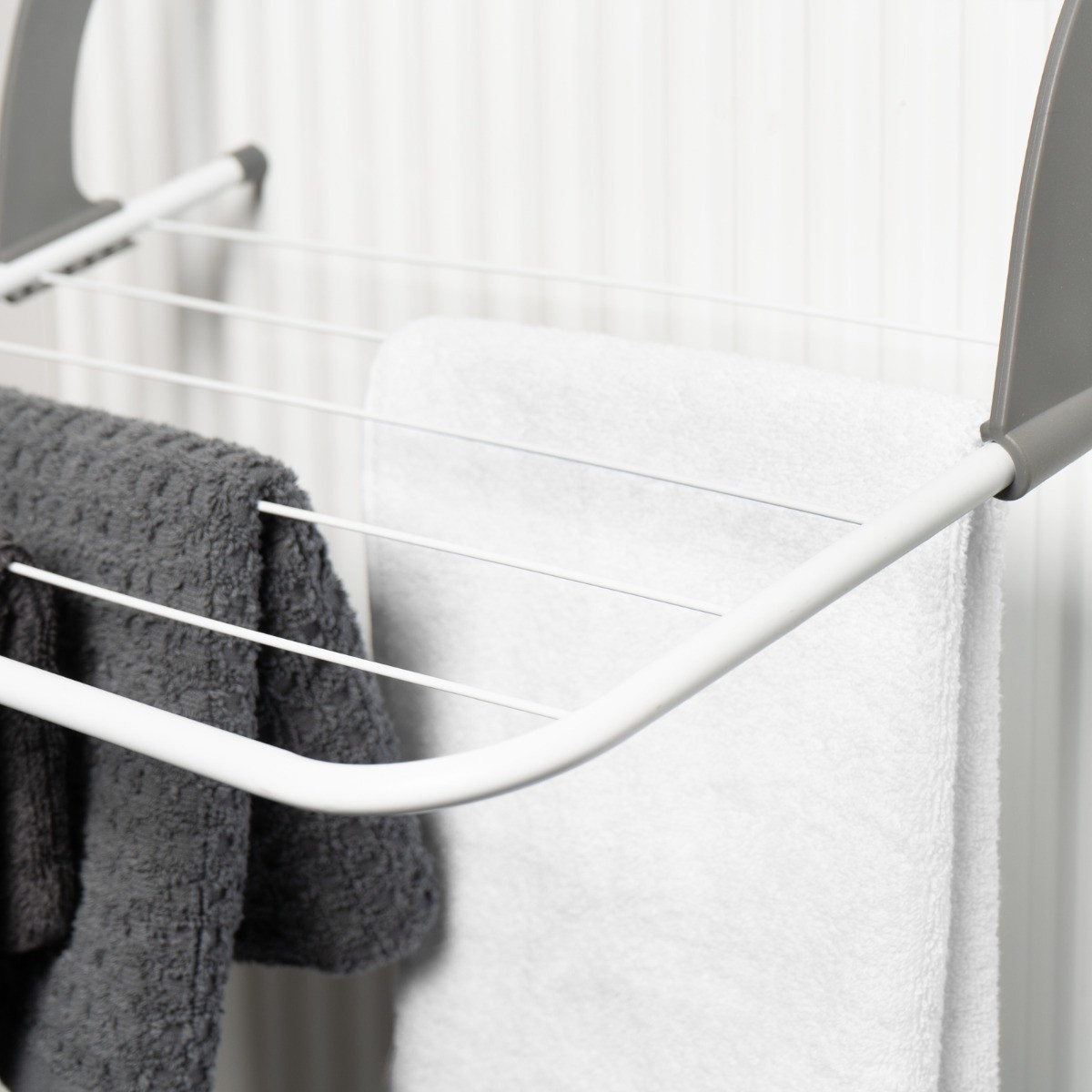 OHS 3m Radiator Clothes Airer - White>