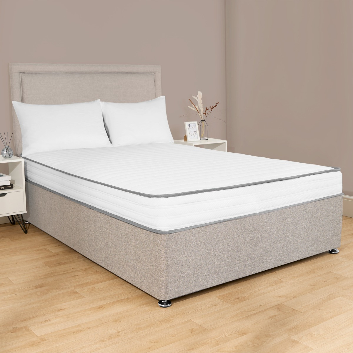 OHS Extra Comfort Memory Foam Spring Mattress – White>