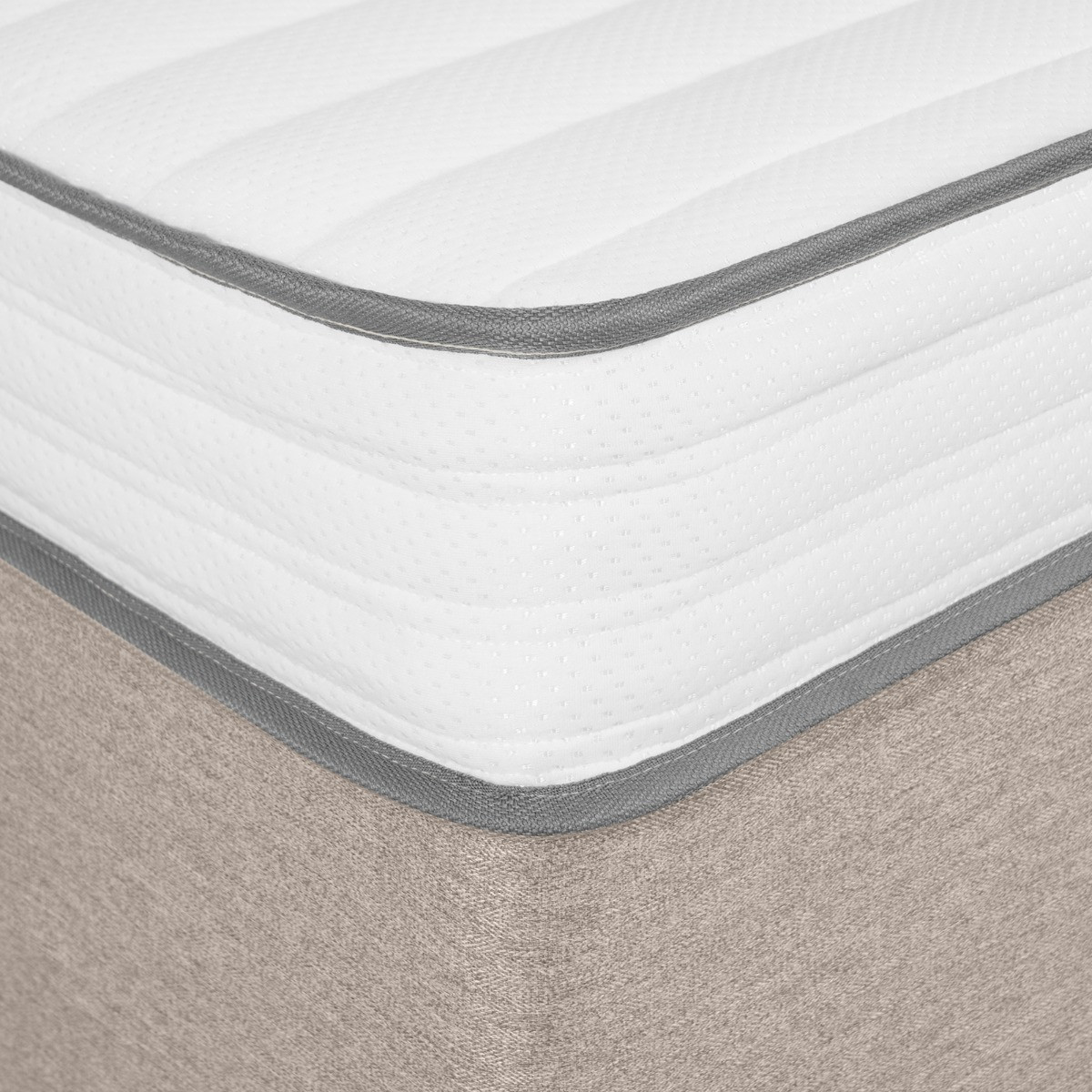 OHS Extra Comfort Memory Foam Spring Mattress – White>