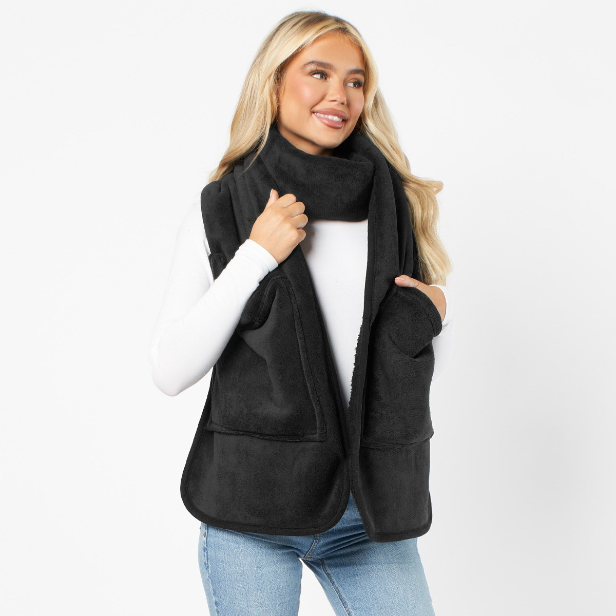 OHS Fleece Supersoft Pocket Scarf - Black>