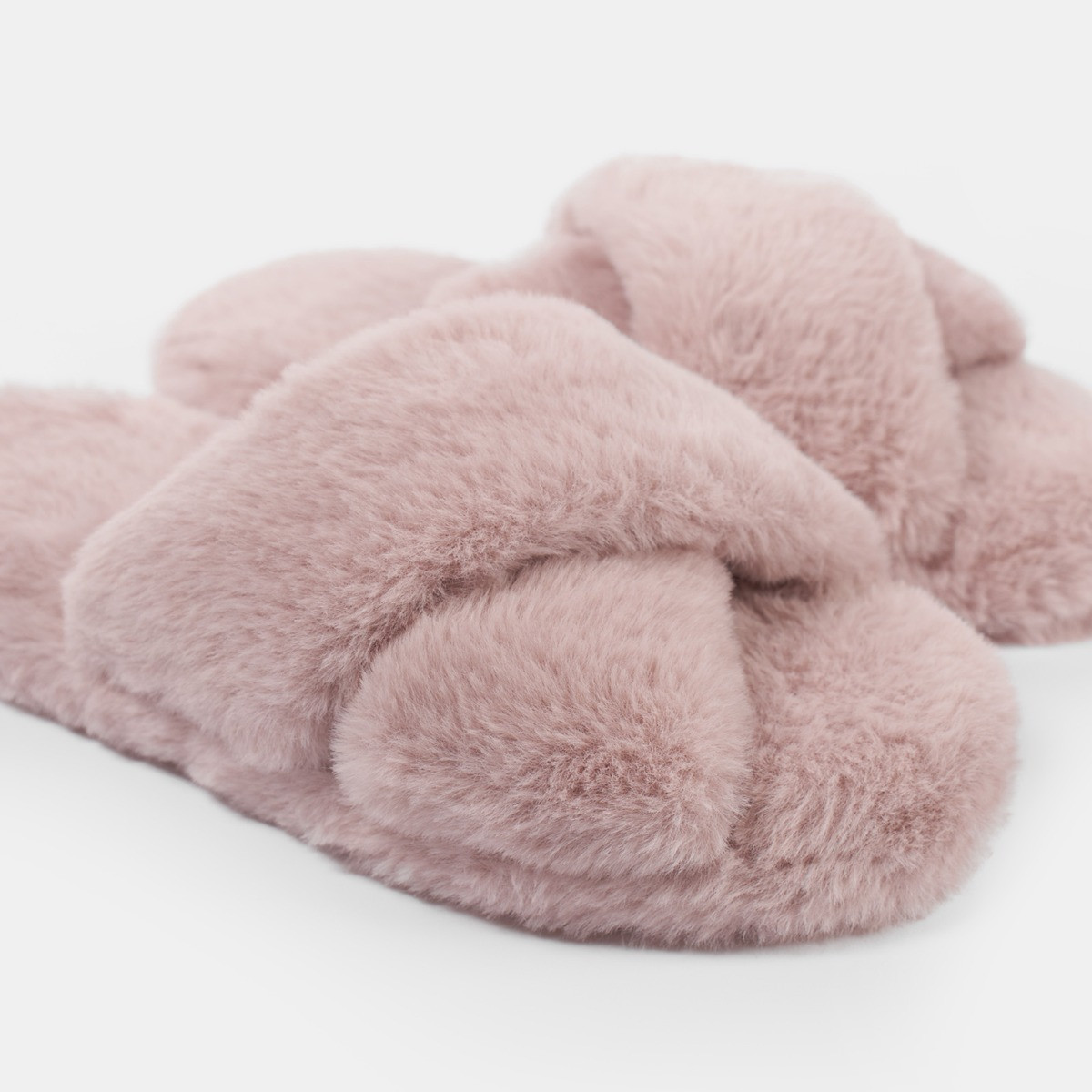 OHS Faux Fur Platform Cross Strap Slippers - Blush>