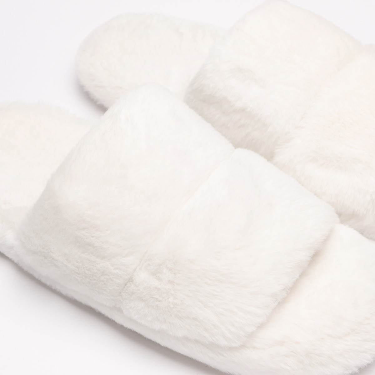 OHS Faux Fur Platform Slider Slippers, Cream - Large>