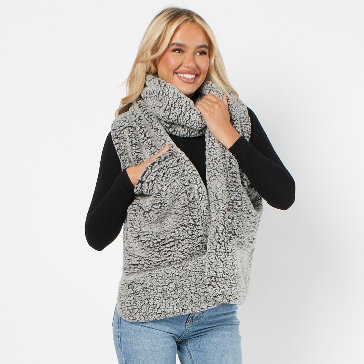 OHS Teddy Marl Pocket Scarf - Charcoal>