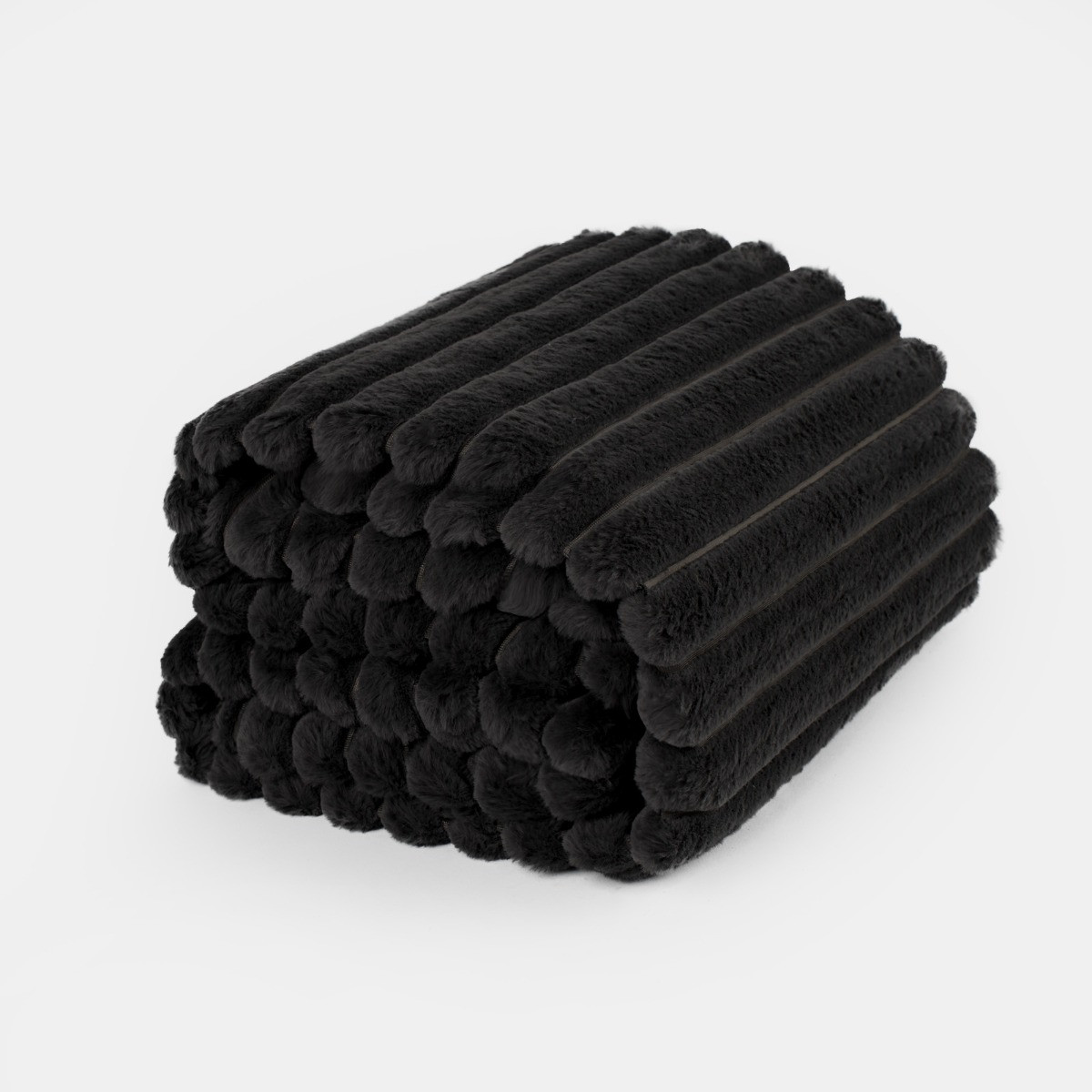 OHS Faux Fur Thick Ribbed Throw - Black>