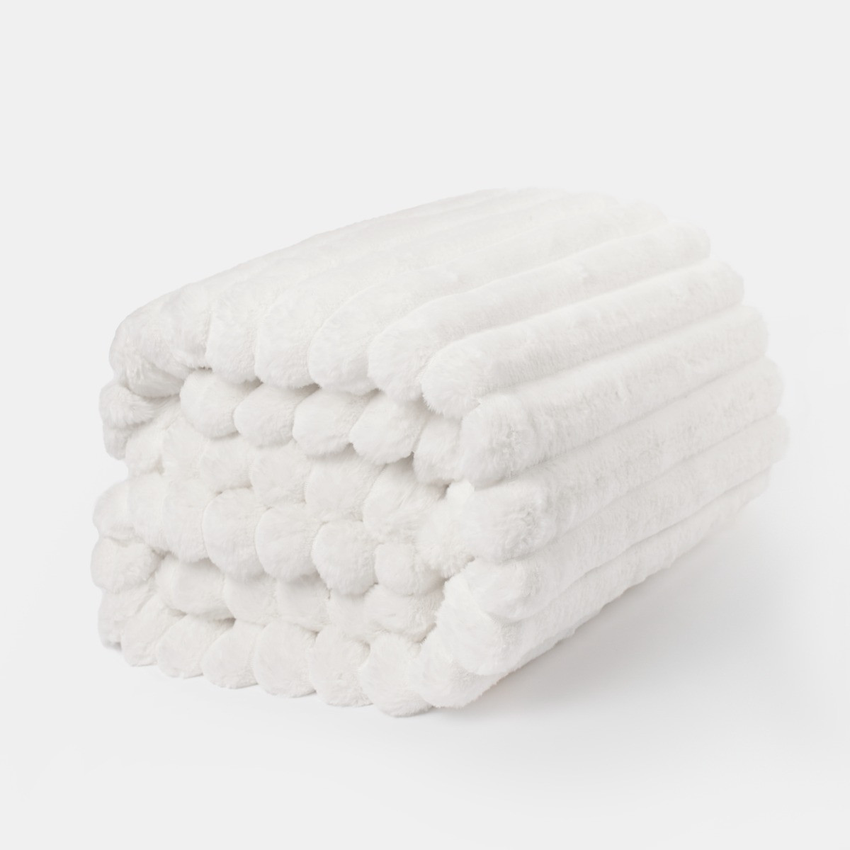 OHS Faux Fur Thick Ribbed Throw - White>