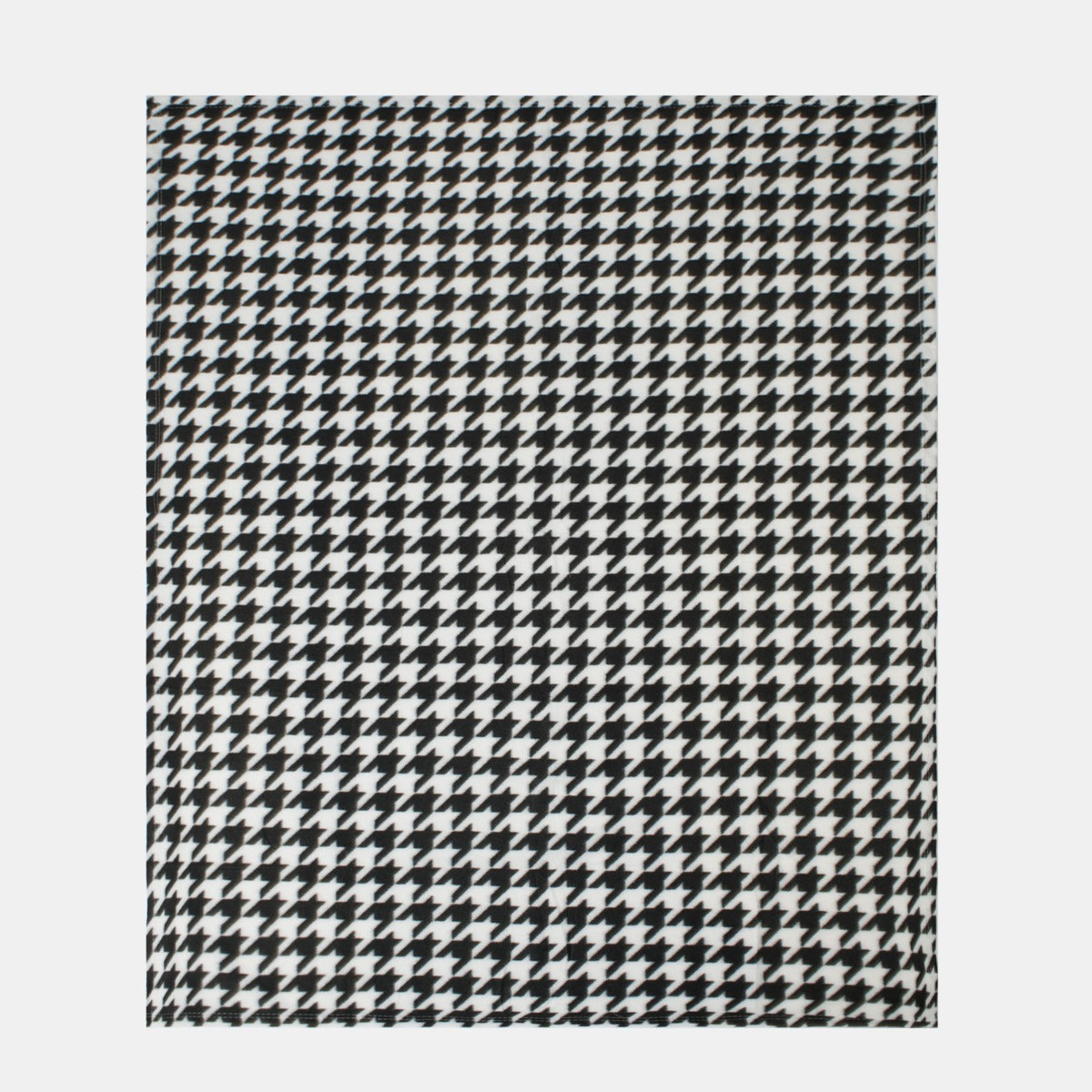 OHS Houndstooth Fleece Throw - Black & White>