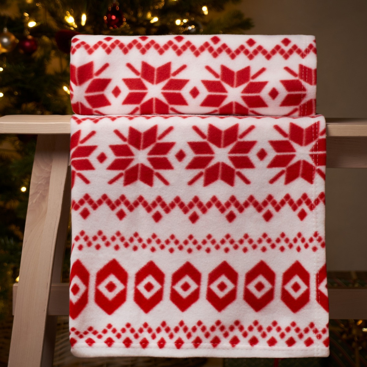 OHS Christmas Nordic Star Fleece Throw - Red/White>