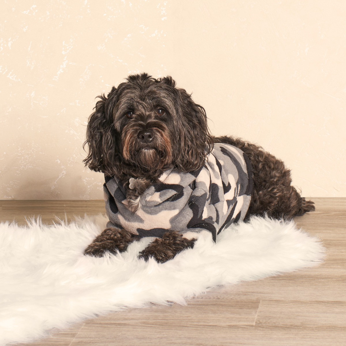 Camo hot sale dog blanket