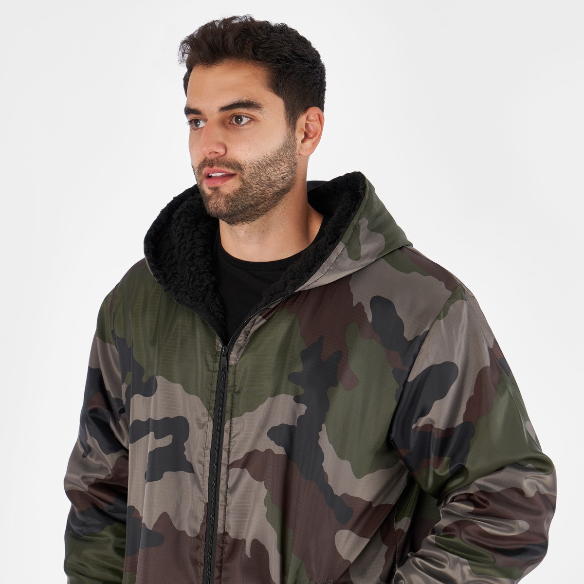 OHS Water Resistant Full Zip Changing Robe, Camo Khaki - S/M>