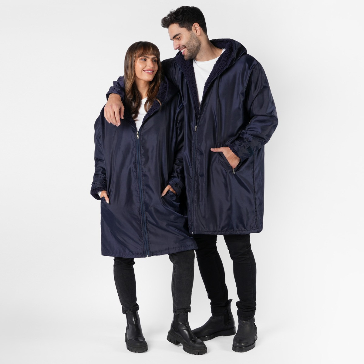 OHS Water Resistant Full Zip Changing Robe, Navy - M/L>