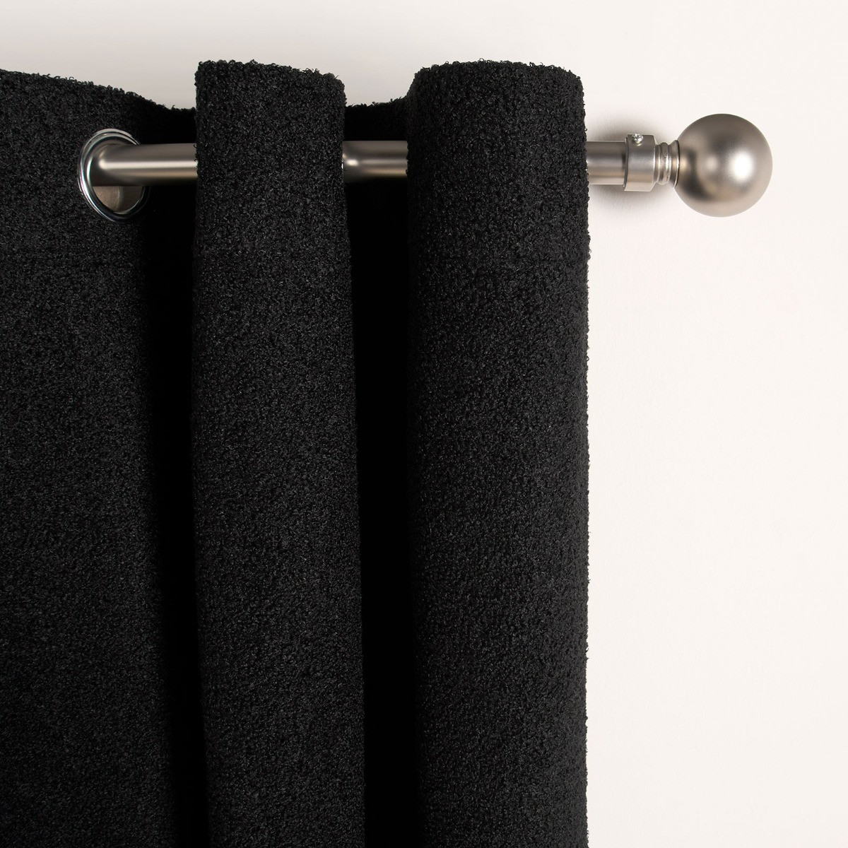 OHS Bouclé Eyelet Curtains - Black>