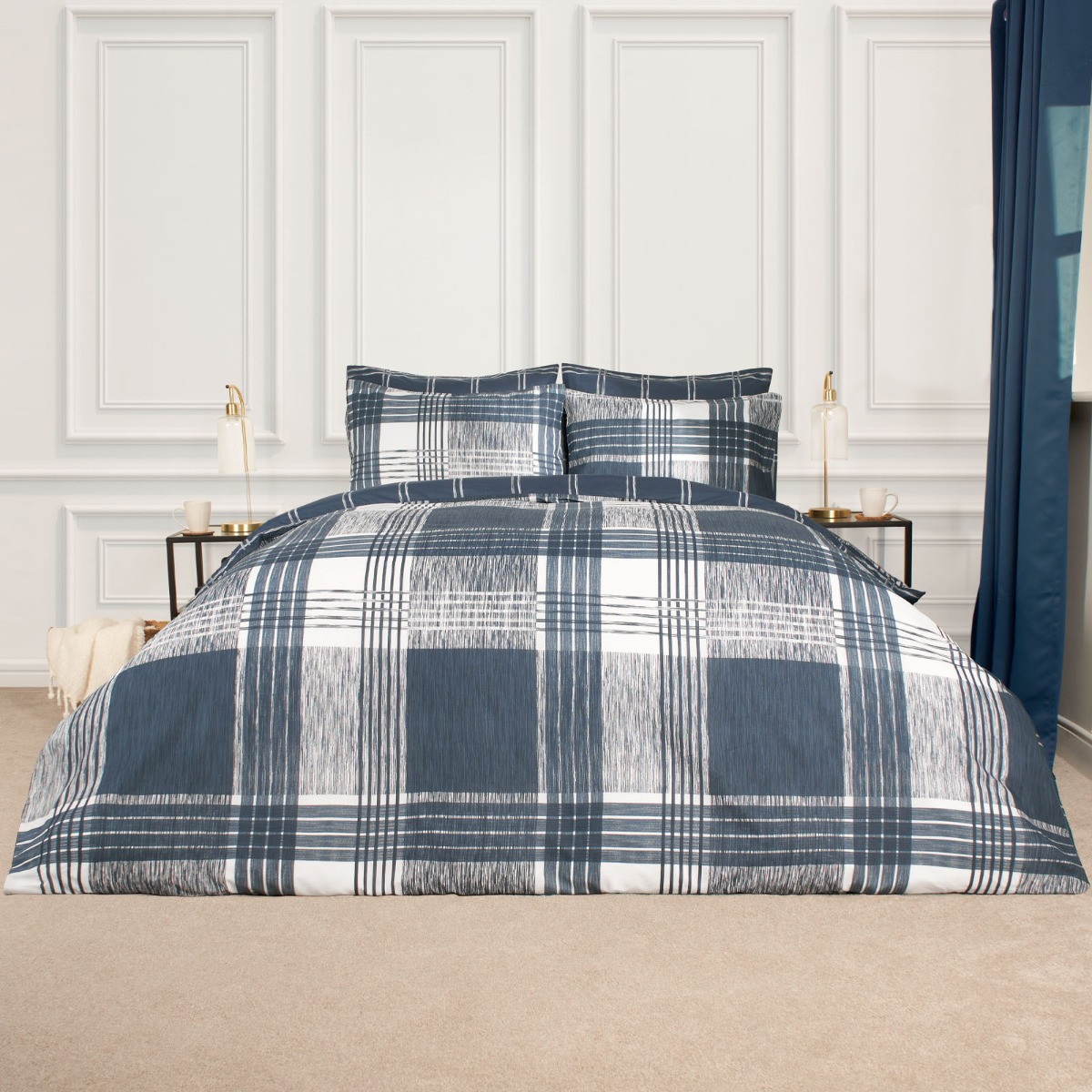 Dreamscene Autumnal Check Print Duvet Set - Navy>