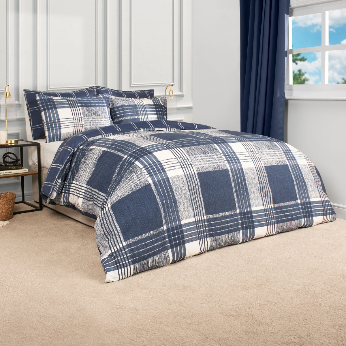 Dreamscene Autumnal Check Print Duvet Set - Navy>