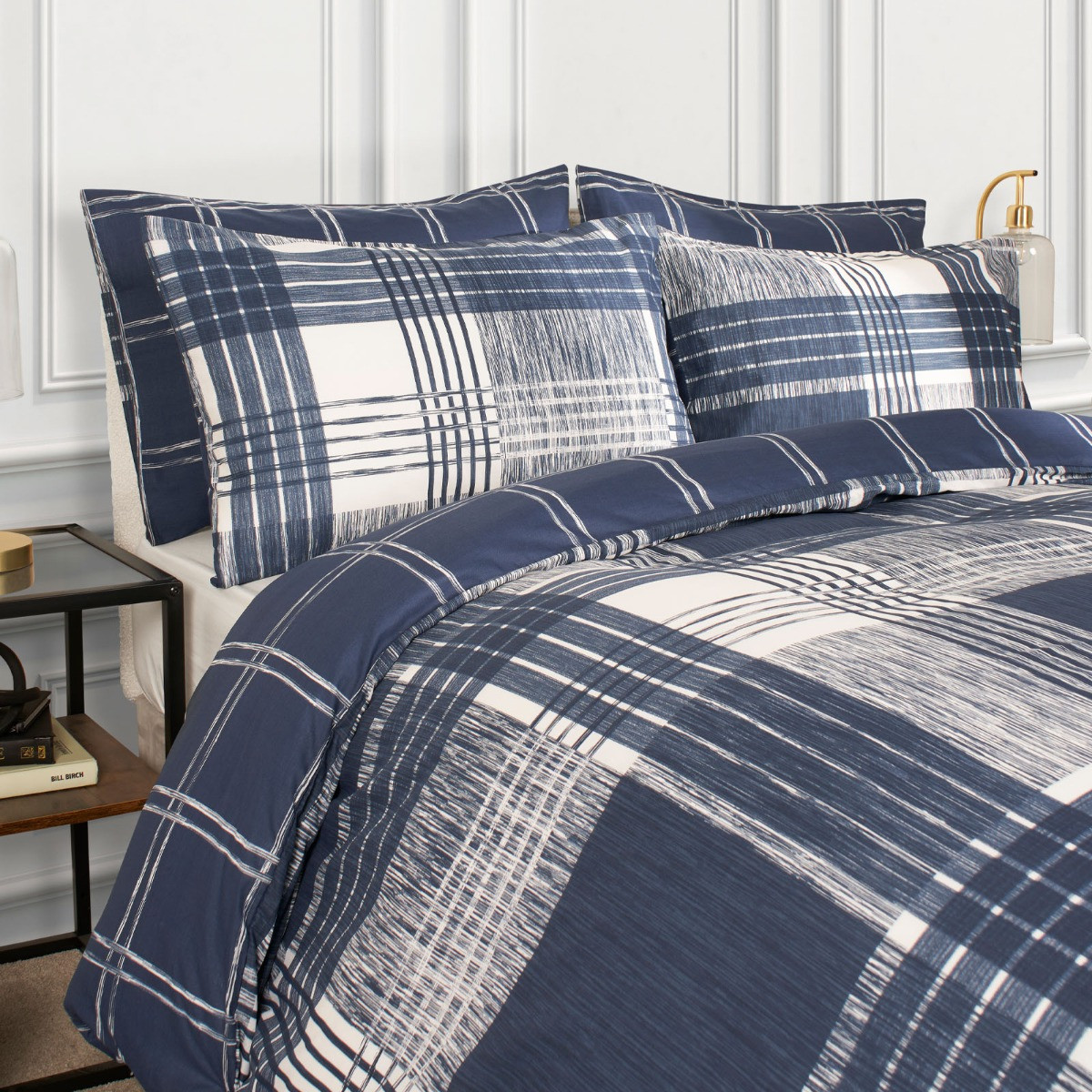 Dreamscene Autumnal Check Print Duvet Set - Navy>