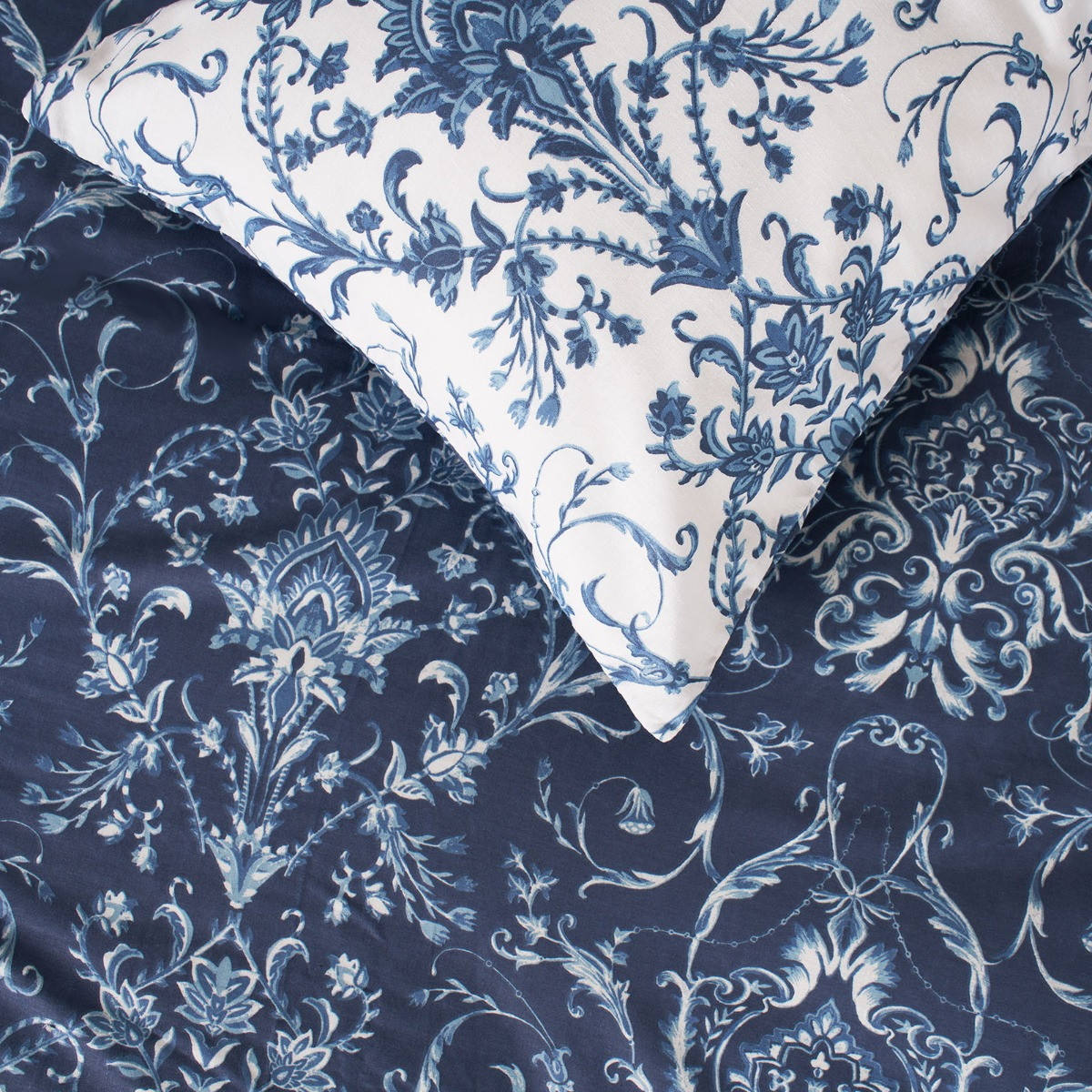 Dreamscene Paisley Duvet Set - Navy>