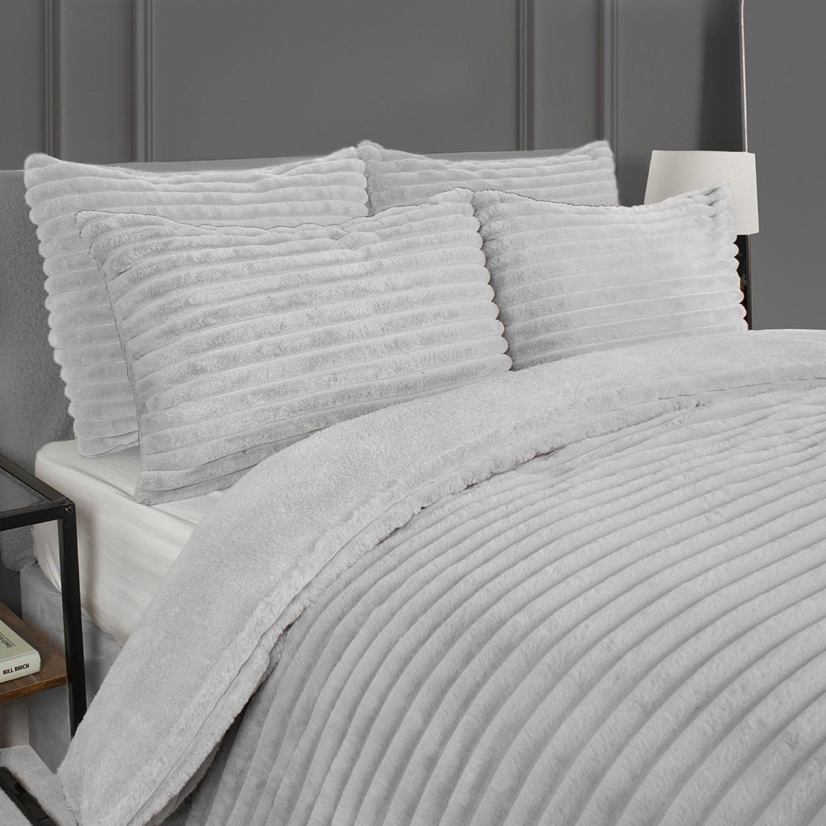 OHS Ribbed Faux Fur Duvet Set - Silver>