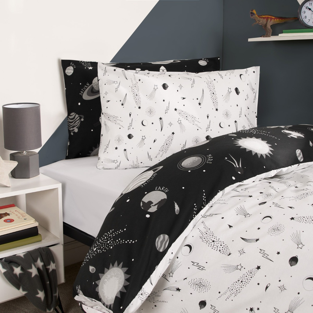 OHS Space Print Duvet Set - Black>