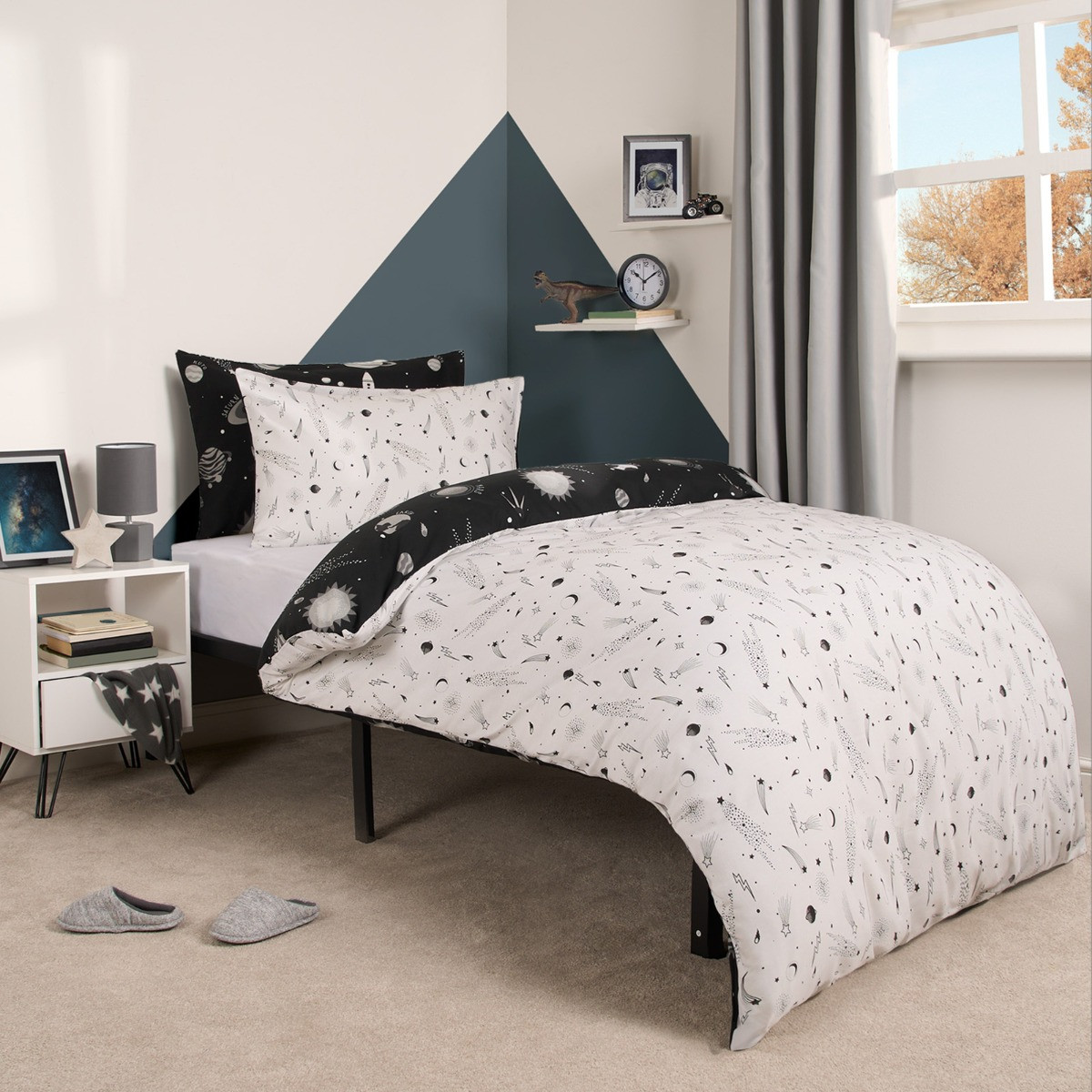 OHS Space Print Duvet Set - Black>