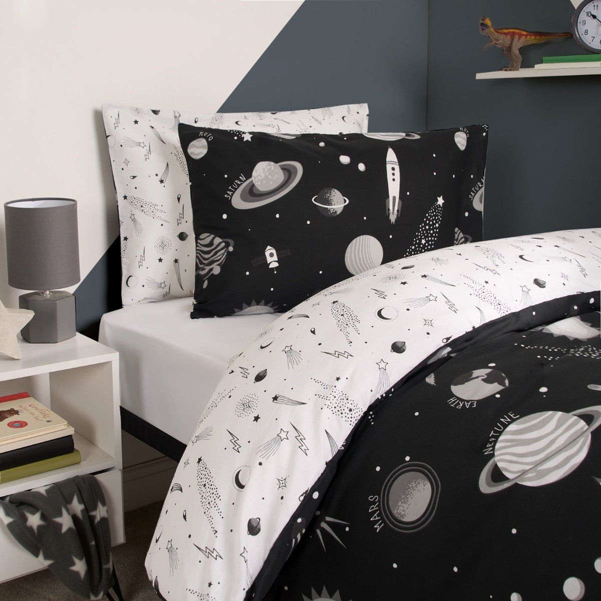 OHS Space Print Duvet Set - Black>