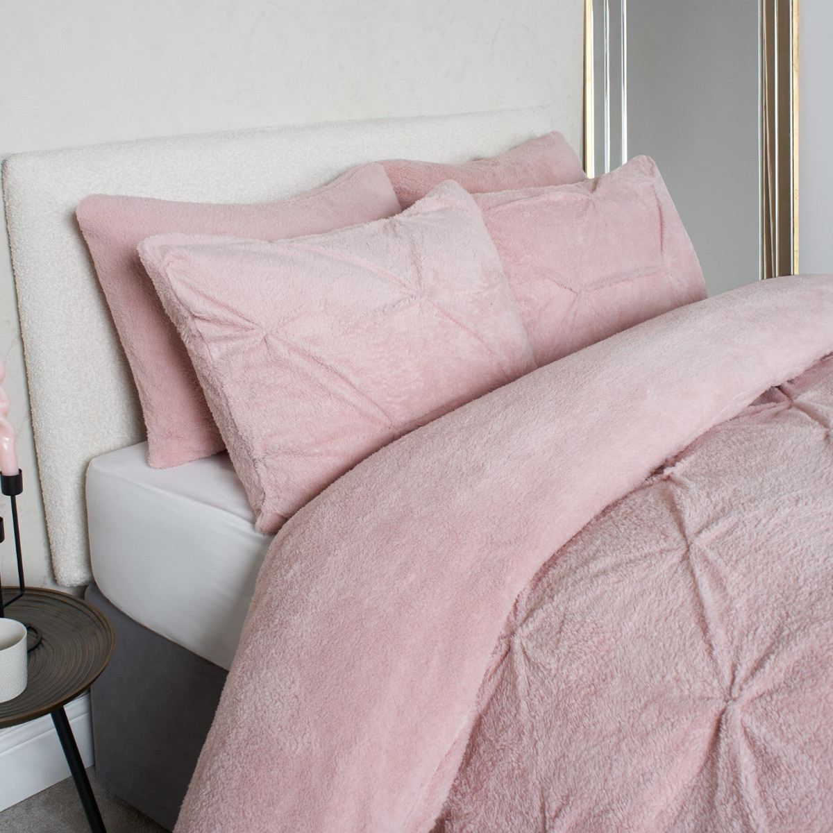 OHS Teddy Pintuck Duvet Set - Blush>