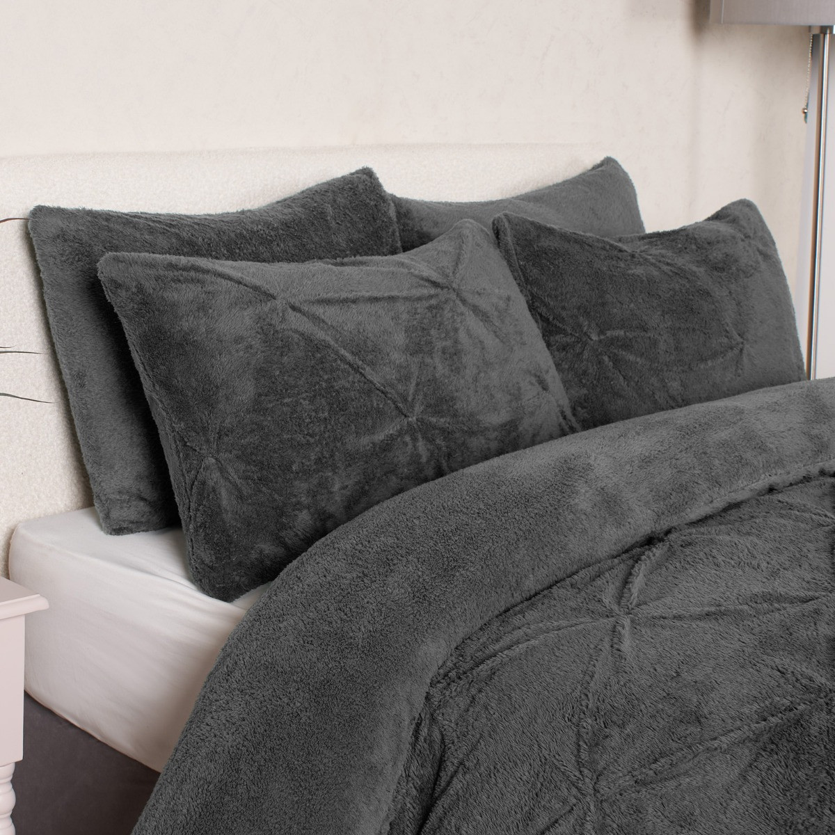 OHS Teddy Pintuck Duvet Set - Charcoal>